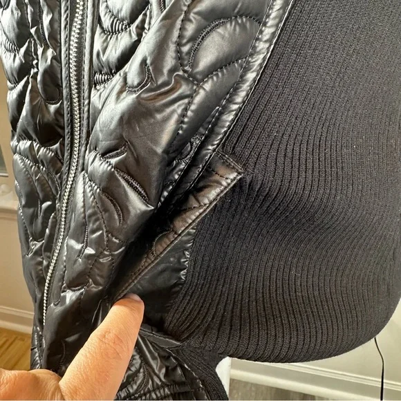 Chico’s Collection Black Quilted Faux Leather Vest Size 2 Sleek & Chic - Picture 7 of 12